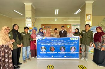 SMK SMAK Padang Hadirkan Guru Besar Teknik Kimia dari Universitas Bung Hatta