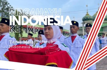 SMK SMAK PADANG MELAKSANAKAN UPACARA KENAIKAN BENDERA HARI KEMERDEKAAN REPUBLIK INDONESIA Ke-78